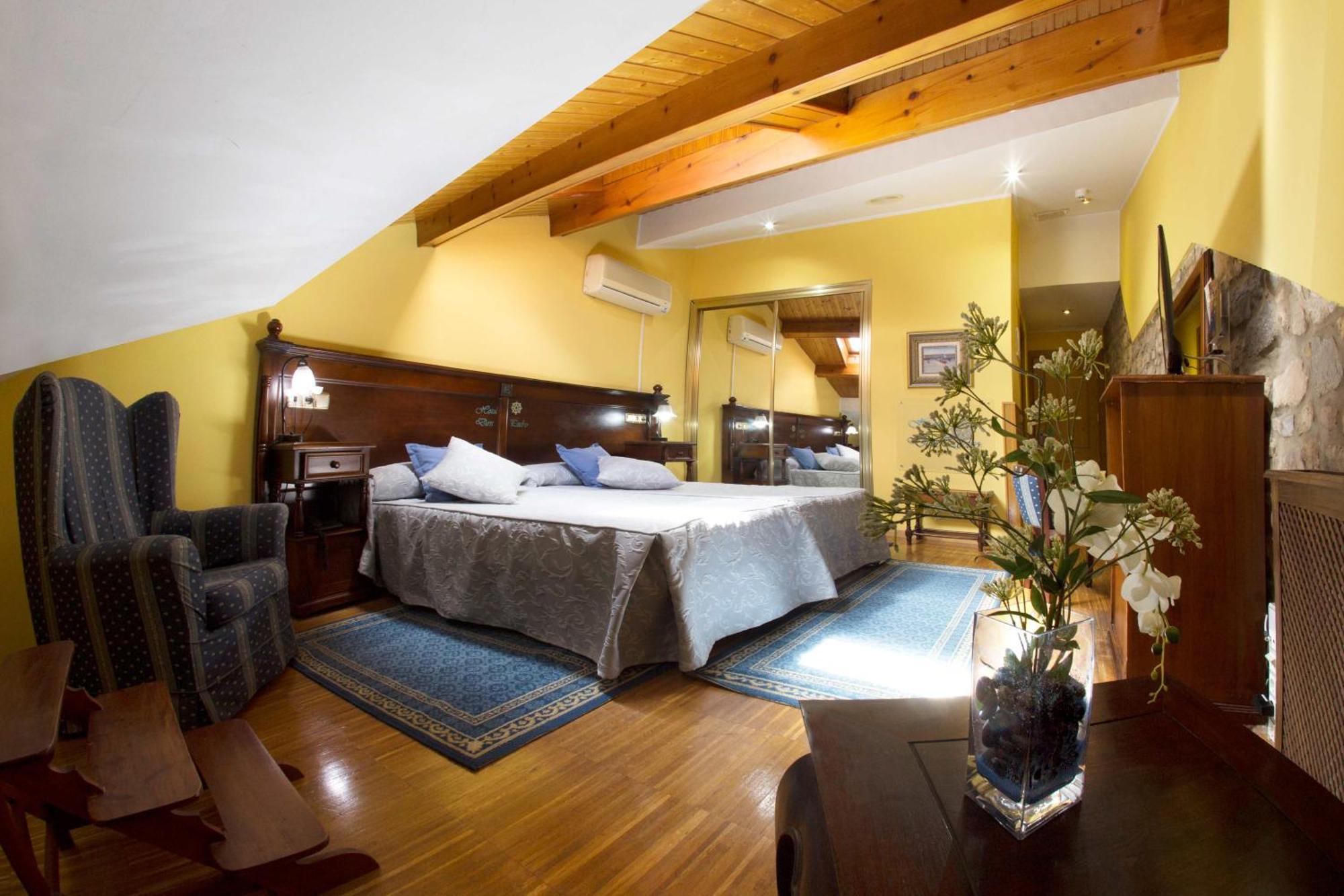 Don Pedro Hotel Avilés Екстериор снимка